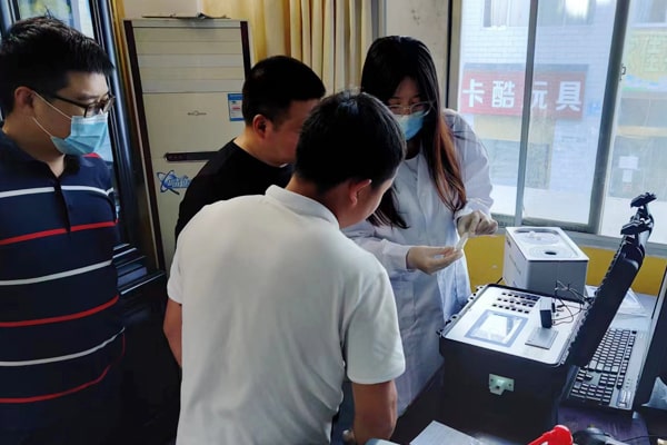 巴东县畜牧局采购多台高智能食品安全好色TV在线观看仪